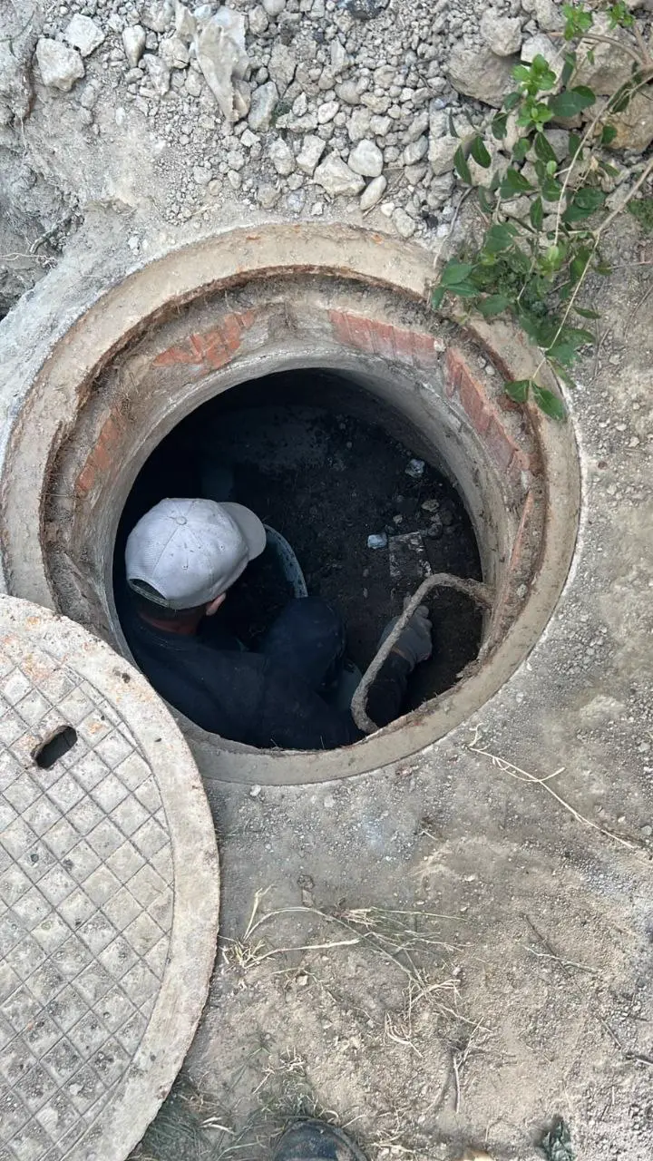 Čistenie kanalizačnej šachty